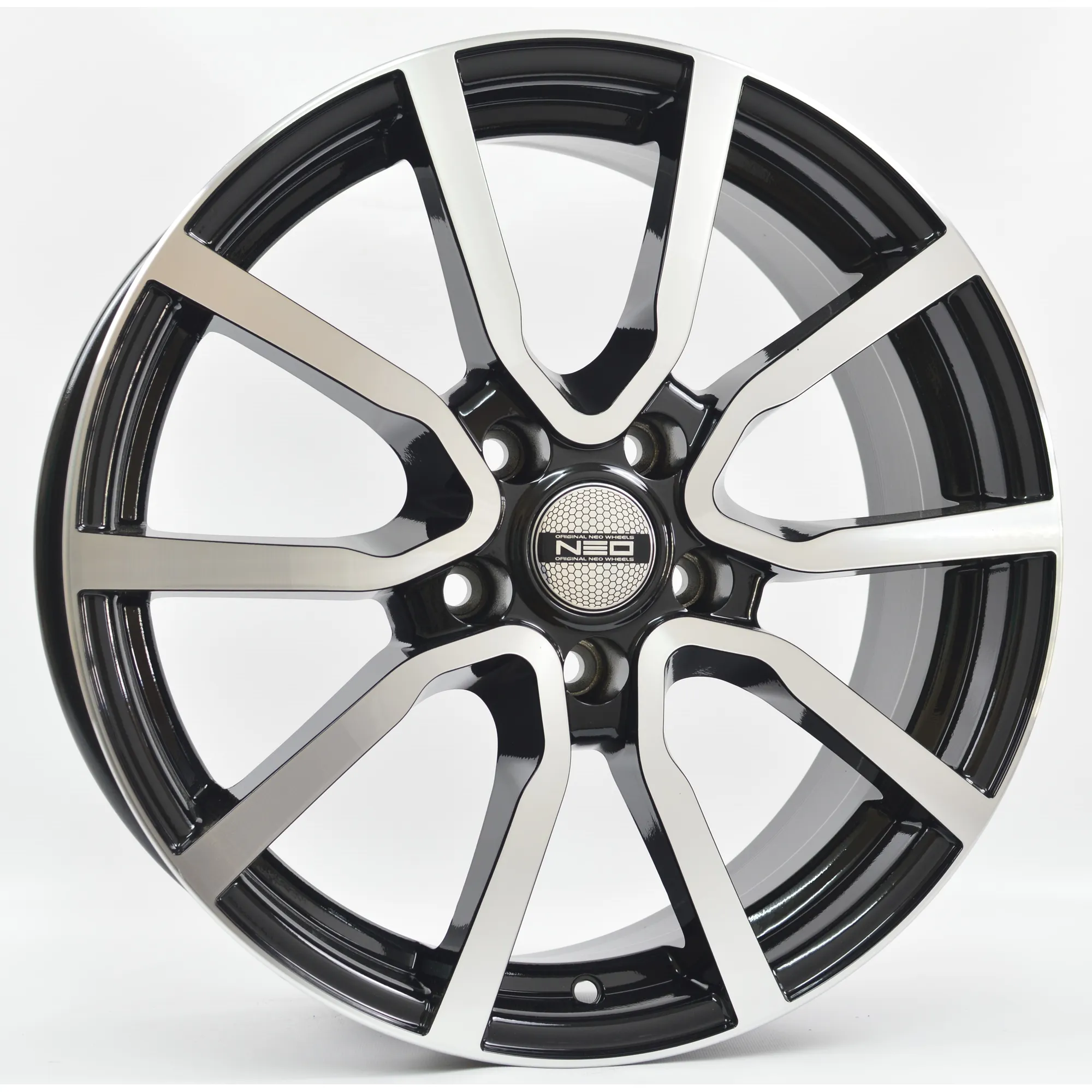 Диск литой R17 7J 5x114.3/67.1 ET43 NEO 729 BD N729-717-671-5x1143-43BD