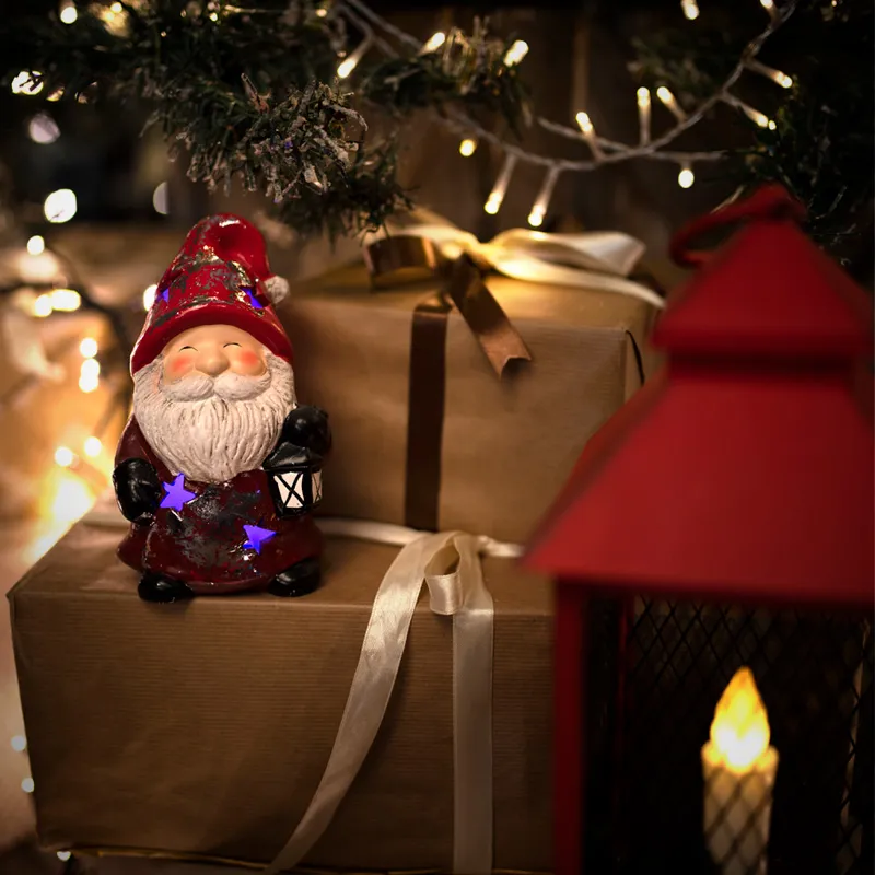 Керамическая фигурка «Гномик с фонарем» 9.5х7х15.4 см NEON-NIGHT 505-004