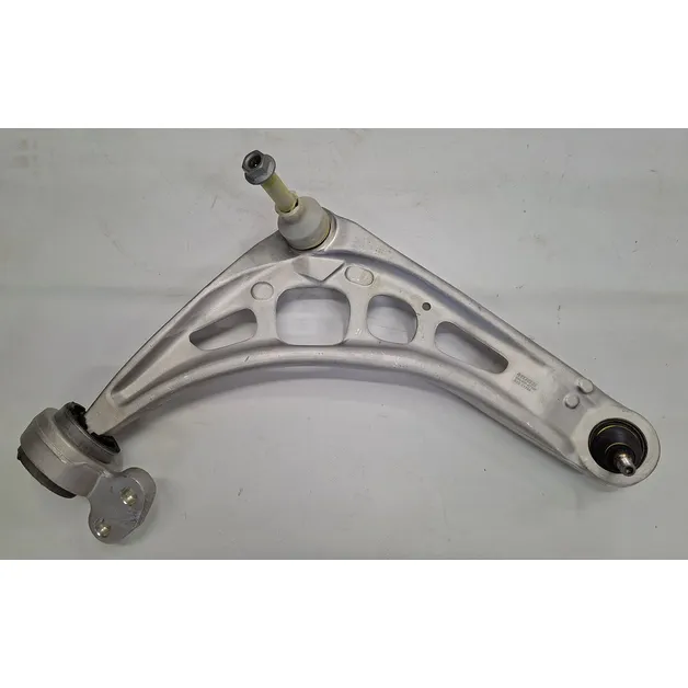 Рычаг подвески BMW 3 98-, Z4 03-,, Уценка MOOG BMWP4739P-N0 Уценка