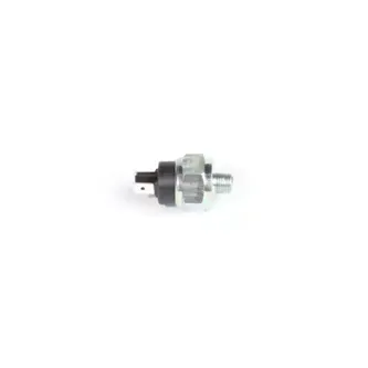 Датчик стоп-сигнала VW Golf 1.3-1.8 74-83/LT 2.0-2.4i/2.4D/TD 75-9 STELLOX 06-12568-SX