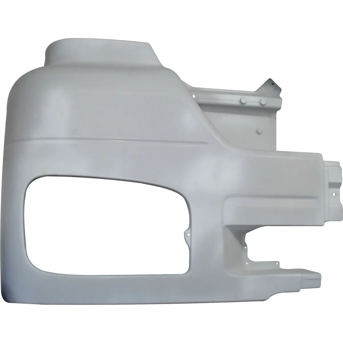 Бампер правая часть MB TRK6602