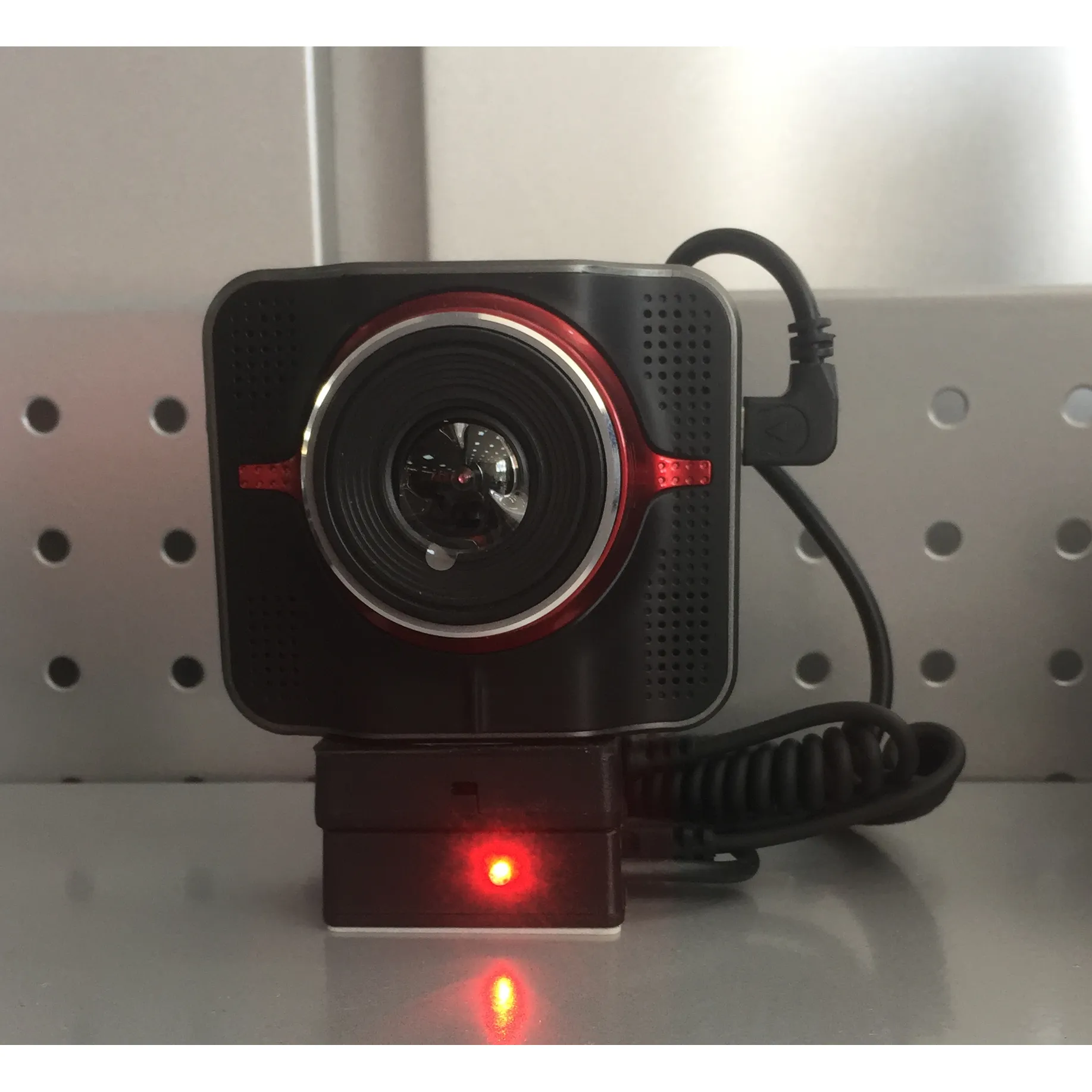 Уценка Видеорегистратор PIONEER VREC-100CH, 125°, 2,7, G сенсор + карта памяти, Уценка, , Max Вт