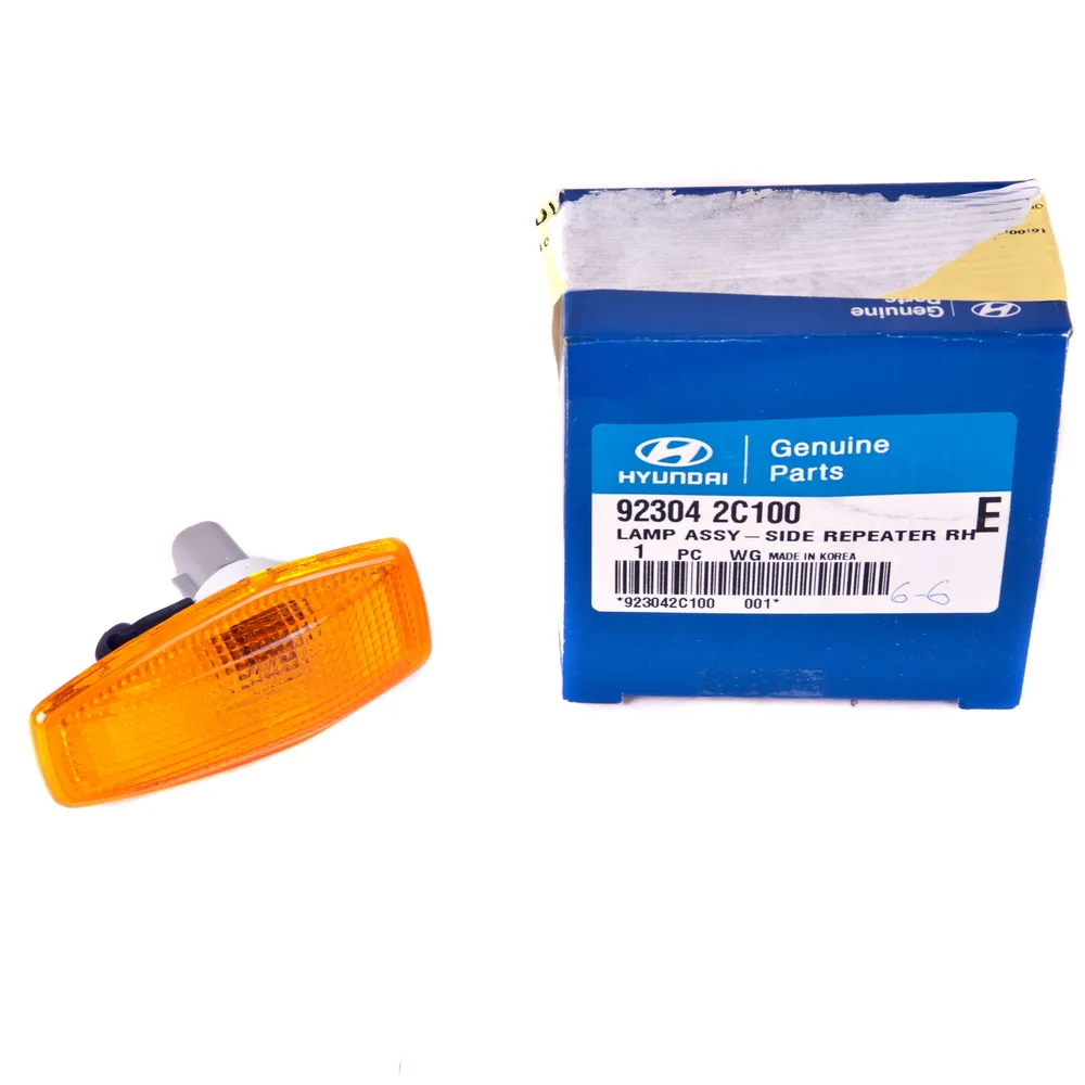 Повторитель поворота R HYUNDAI/KIA 92304-2C100