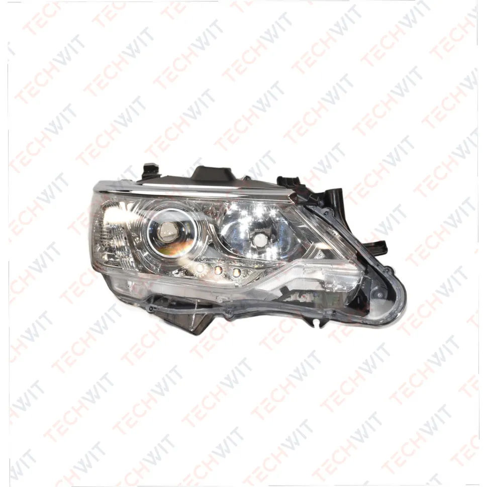 Фара передняя Прав. Toyota Camry 2015-2017 Xenon TECHWIT HD001TYT070TW