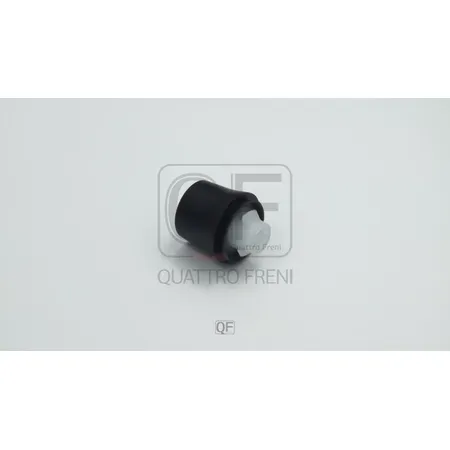 Отбойник резиновый крышки багажника QUATTRO FRENI QF22H00132
