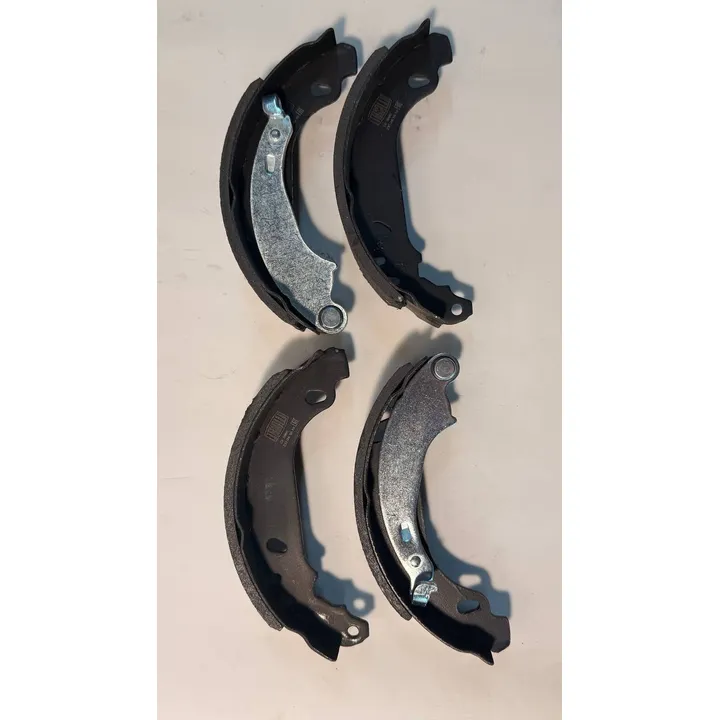 Колодки барабанные, Уценка RENAULT Logan/Clio II/Symbol /D=180x42mm TRIALLI GF 0960-N0 Уценка
