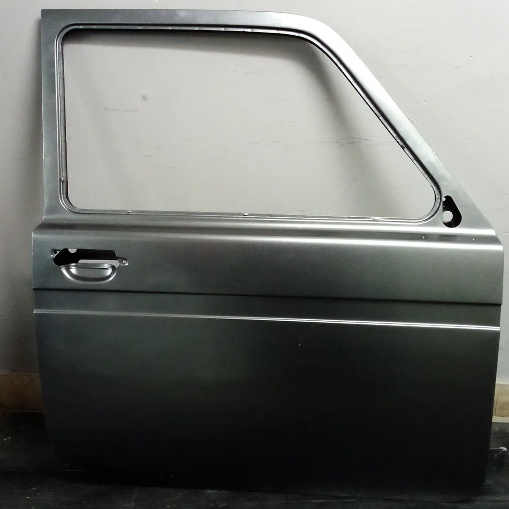 Дверь ВАЗ 21214 передняя правая (катафорез), Уценка LADA 21214-6100030-42-N0 Уценка