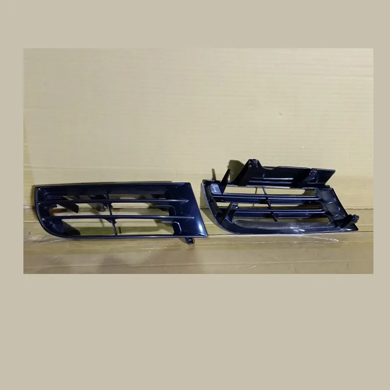 Решетка радиатора черная правая MITSUBISHI GALANT 02- GOOD GO MU6022RB