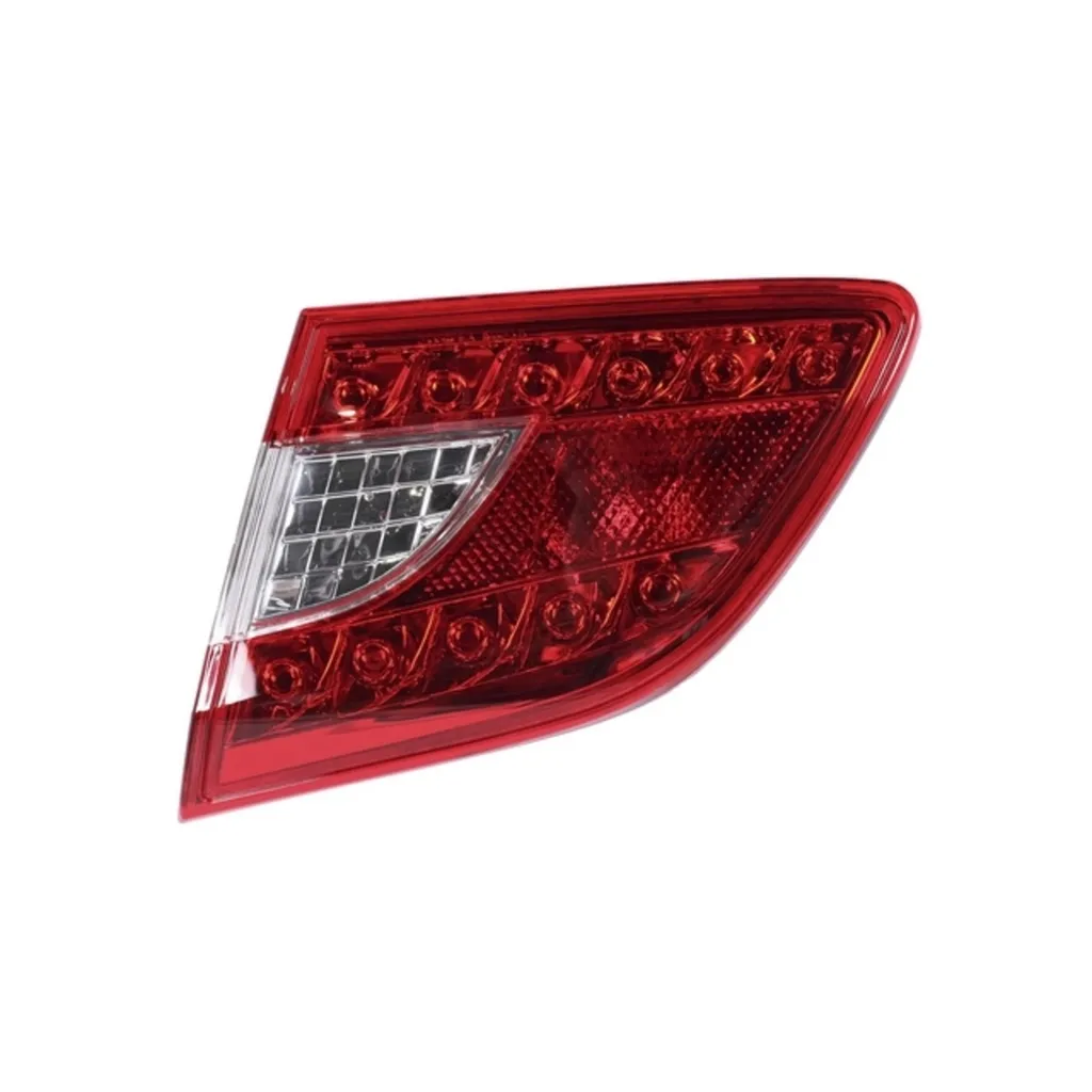Фонарь задний правый внутренний SYLPHY 2012-/SENTRA 2014- L262112006R